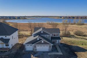 11653 Lakewood Circle NE