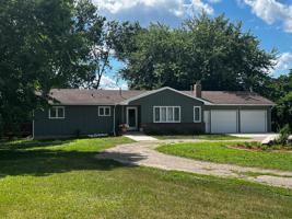 6480 Long Lake