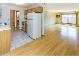 1304 Medicine Lake
