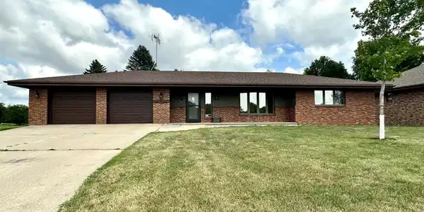 605 Dugdale