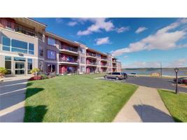 1401 Lakeshore