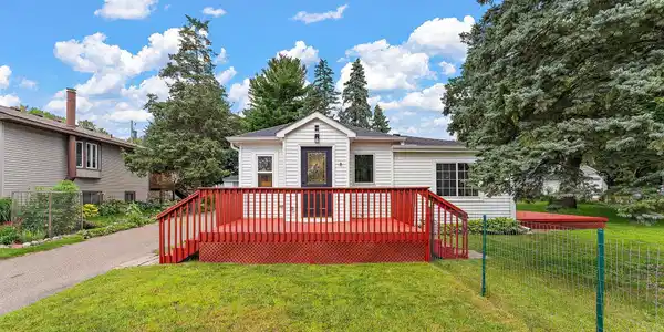 1907 Whitaker Street