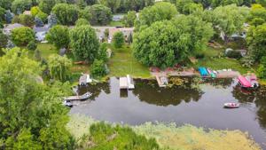18075 Weaver Lake Drive