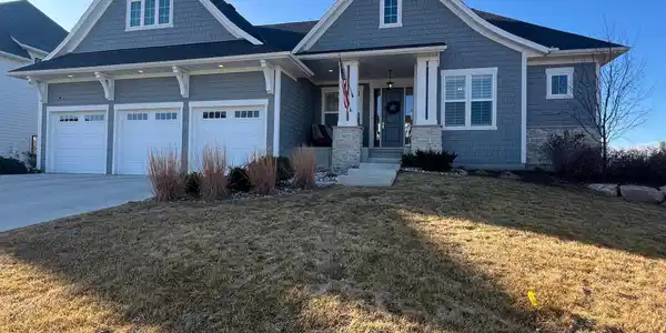 3671 Woodland Cove Parkway