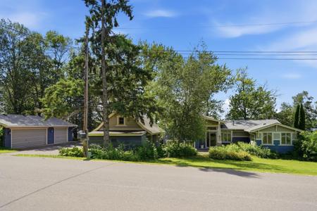 23550 Melanie Trail N