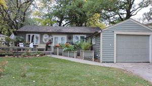 1191 Lakeshore Drive