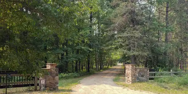 2089 Lake Hattie SW