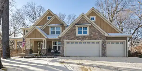 6092 Hermitage