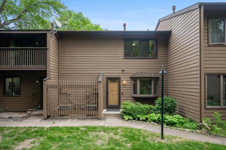 360 W Eagle Lake Drive