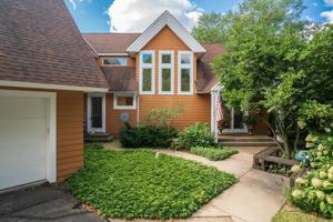 15059 Boulder Pointe