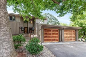 8956 Neill Lake
