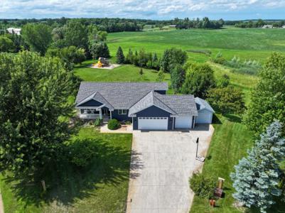 810 Latoka View Court SW