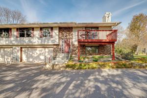 1102 Meadowview