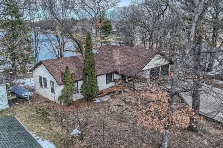 18724 Breezy Point NE