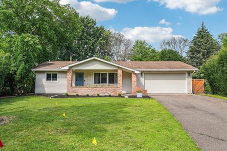 5175 Hemlock Lane N