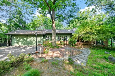 8282 Hidden Bay Court N