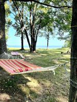 98 Isle Harbor