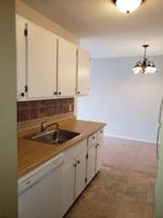 183 Little Canada E