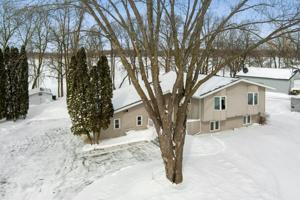 2952 24th SE