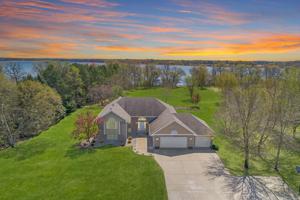 16271 Kettle River Boulevard NE