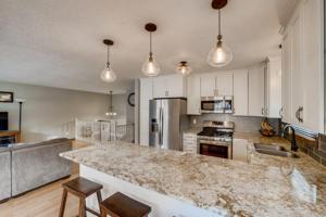 1602 Long Lake