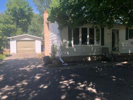 704 8th NW
