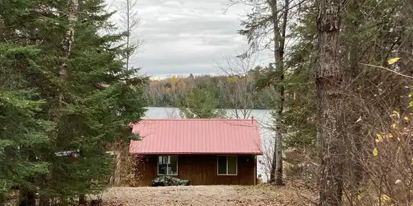 9794 Elephant Lake N
