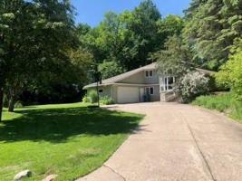 3365 Rosewood N