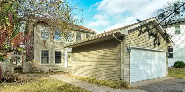 81 Grove