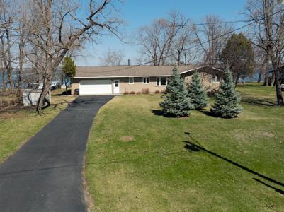584 Shorewood Drive
