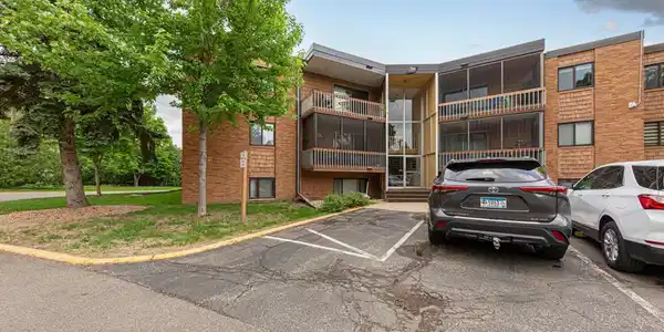 5450 Three Points Boulevard