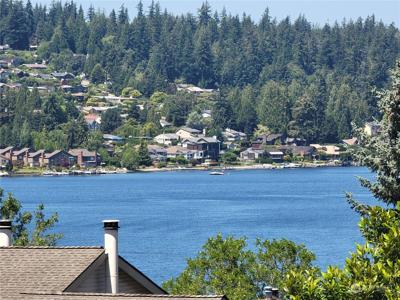 4165 178th SE