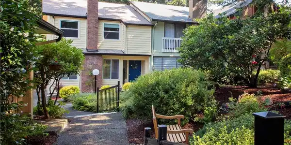 Evergreen Park Court SW
