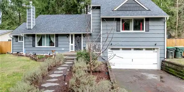7112 Alderwood SE