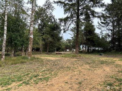 132 Duck Lake SE