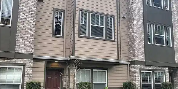 11114 20th SE