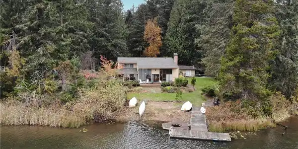 11003 Country Club Drive