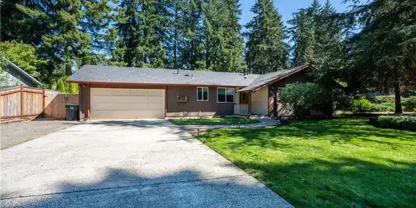 4406 Clearwater SE