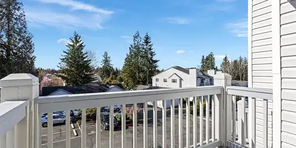 11325 19th SE