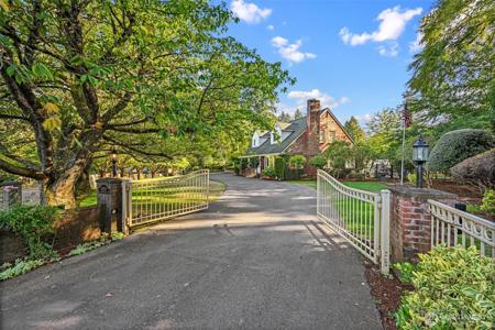 10828 Lake Steilacoom SW