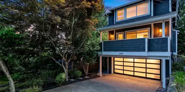 4518 49th S