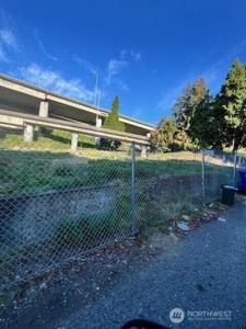 4048 Pasadena NE