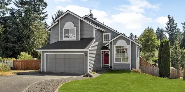 13479 Huntley NW