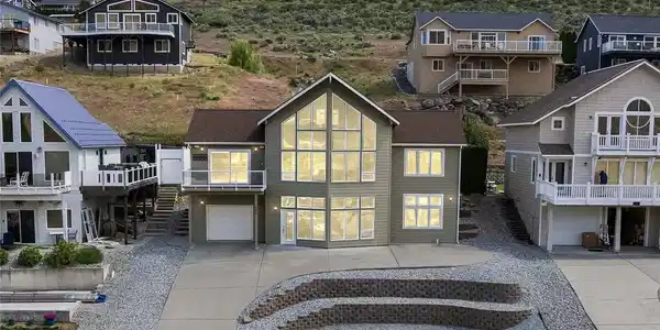 340 Beach