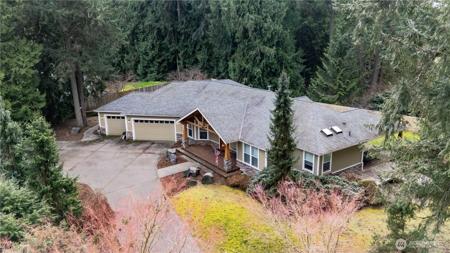 2744 Carpenter SE