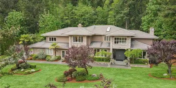 23954 NE 69th Place