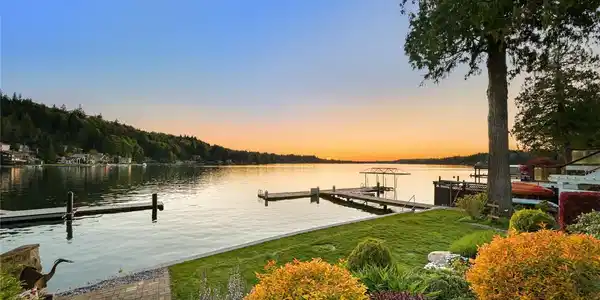 21 Strawberry Point