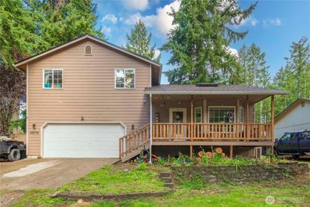 22526 Clearland SE
