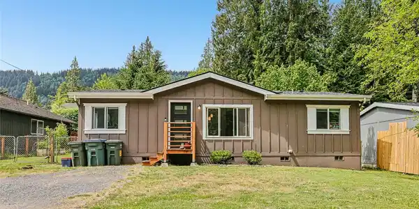 463 Cain Lake Rd