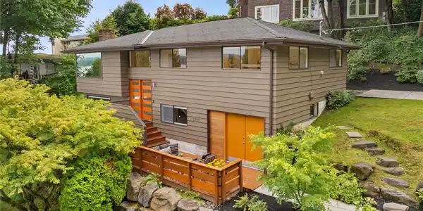 3701 Jefferson